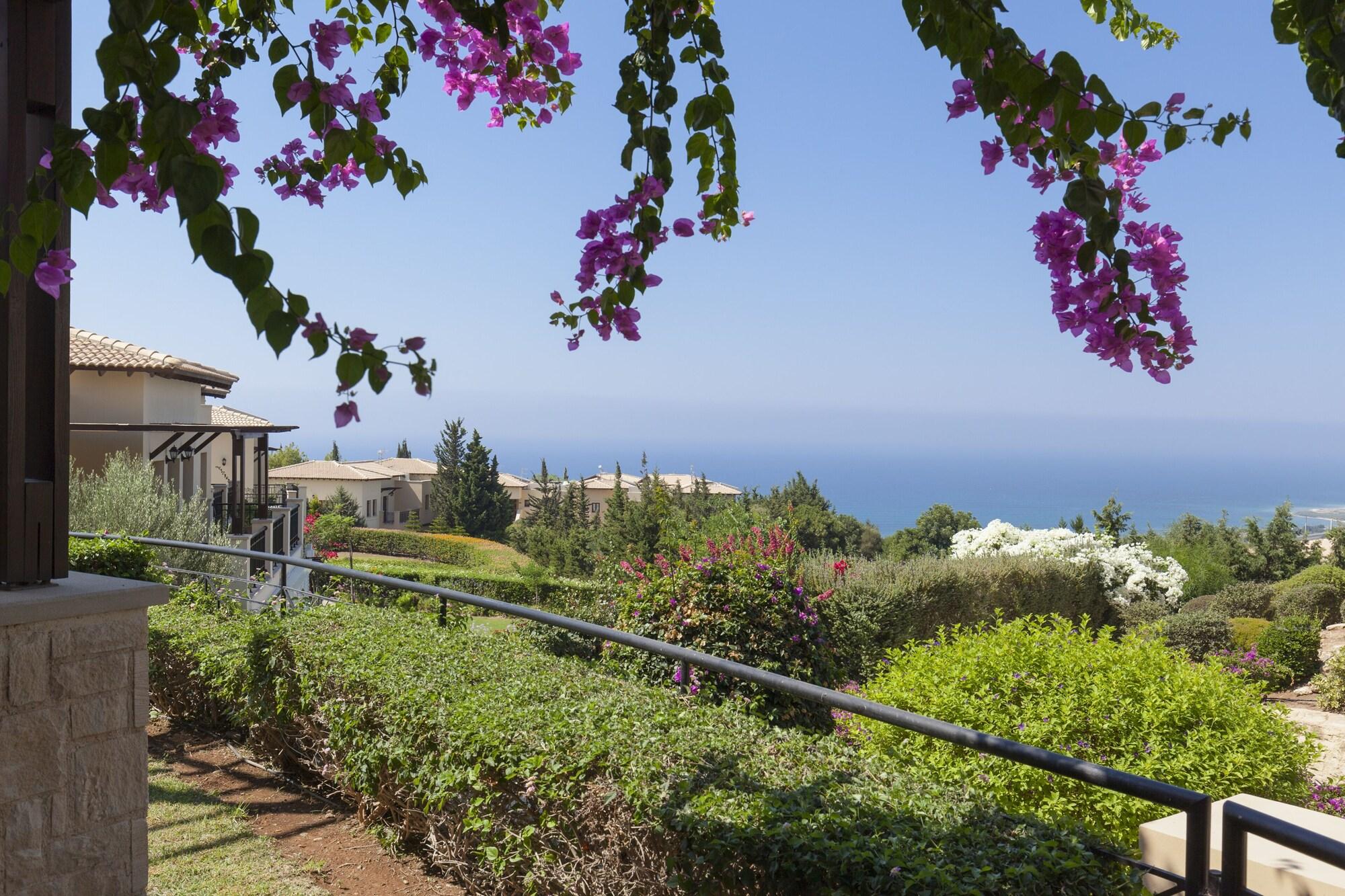 Aphrodite Hills Holiday Residences Экстерьер фото