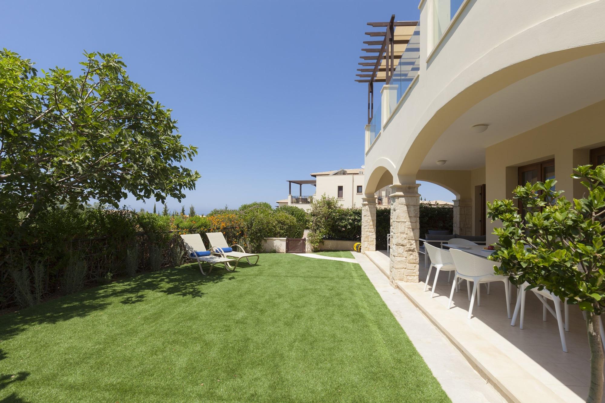 Aphrodite Hills Holiday Residences Экстерьер фото
