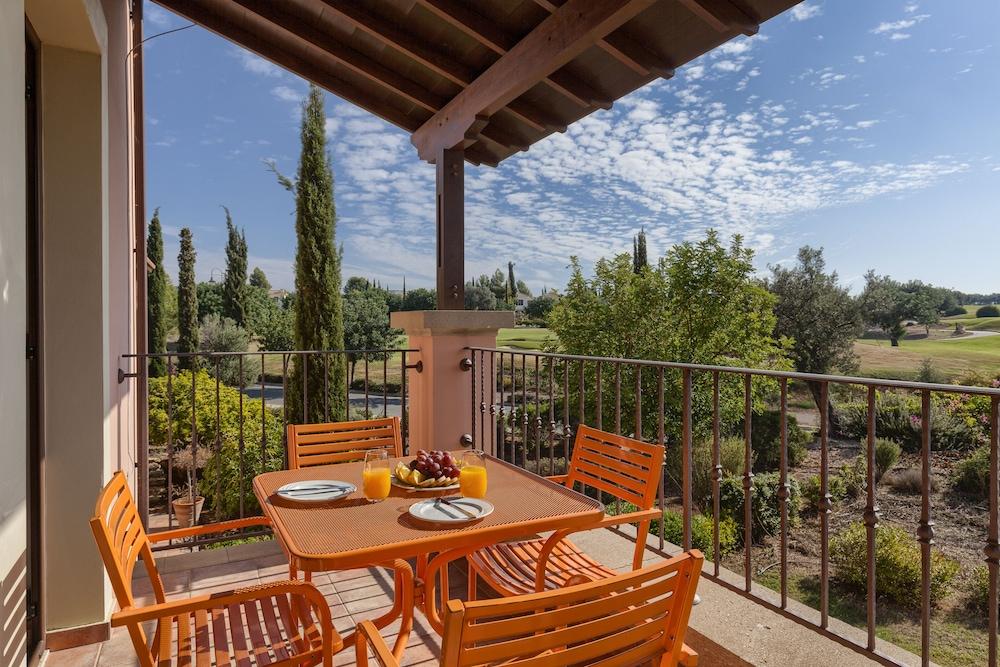 Aphrodite Hills Holiday Residences Экстерьер фото